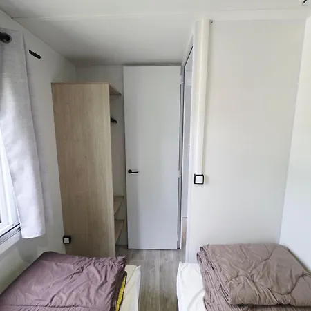 Sejour Normandie - Mobilhomes Premium Avec Clim, Tv & Wifi Dans L'eure * Ivry-la-Bataille